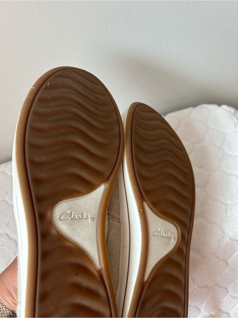 Clarks Women's Breeze Step II Cream Sparkle Size 9.5 Lightweight Slip-On - Picture 11 of 12